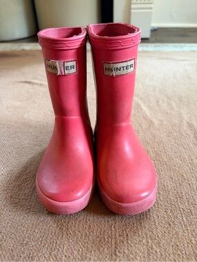 Hunter Kids Pink Rubber Rain Boots